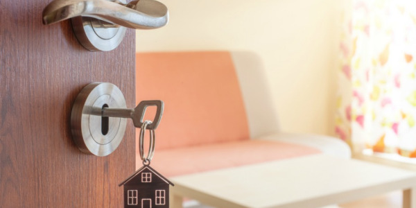 Īrnieks nemaksā, ko darīt?