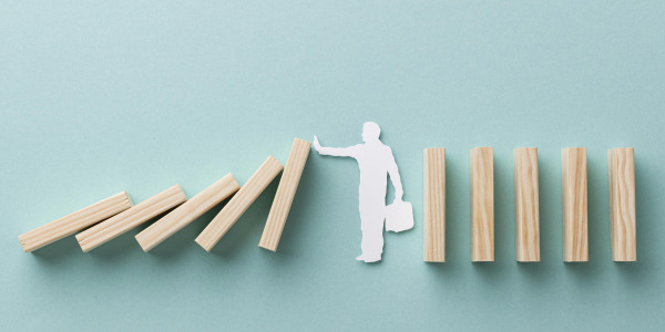 Kādi ir nosacījumi, lai fiziskā persona uzsāktu maksātnespējas procesu (MNP)?